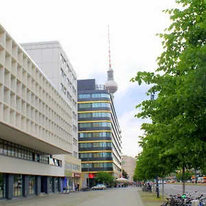 https://pangeapeople-hostel-hotel.find-berlin-hotels.com